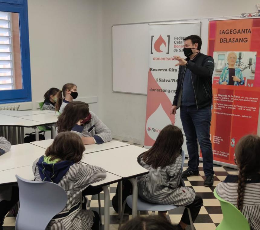 L'alumnat de l'Escola Pia de Tàrrega participa en la promoció de la campanya de donació de sang