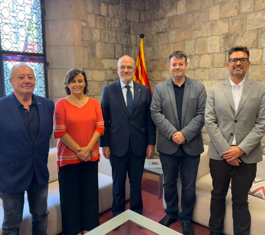 Reunió institucional entre la Federació Catalana de Donants de Sang i el Conseller d'Unió Europea i Acció Exterior