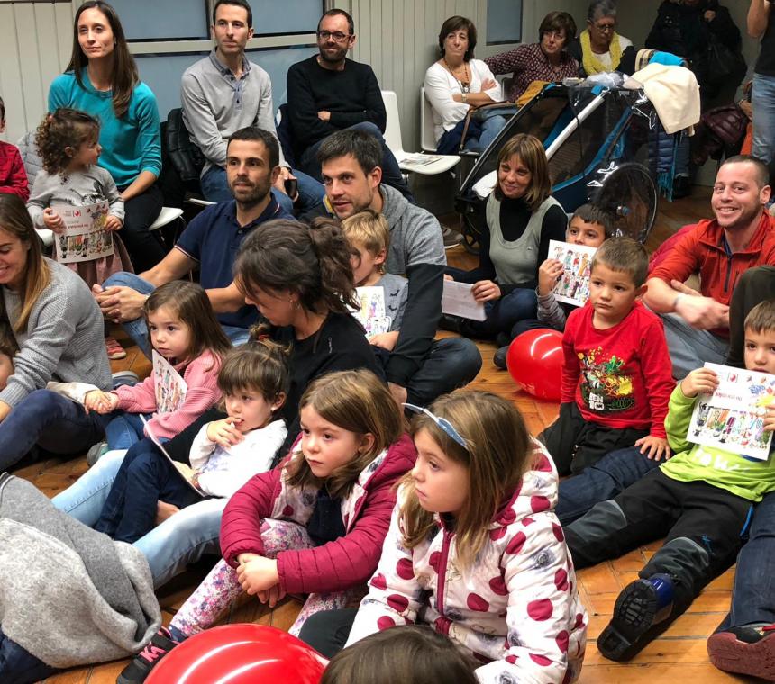 CELEBRÀREM EL 10è ANIVERSARI DE LA MARATÓ DE DONANTS DE SANG DE VIC (OSONA), PRESENTANT EL CONTE UN PARDALET FERIT AMB LA PILARÍN BAYÉS!