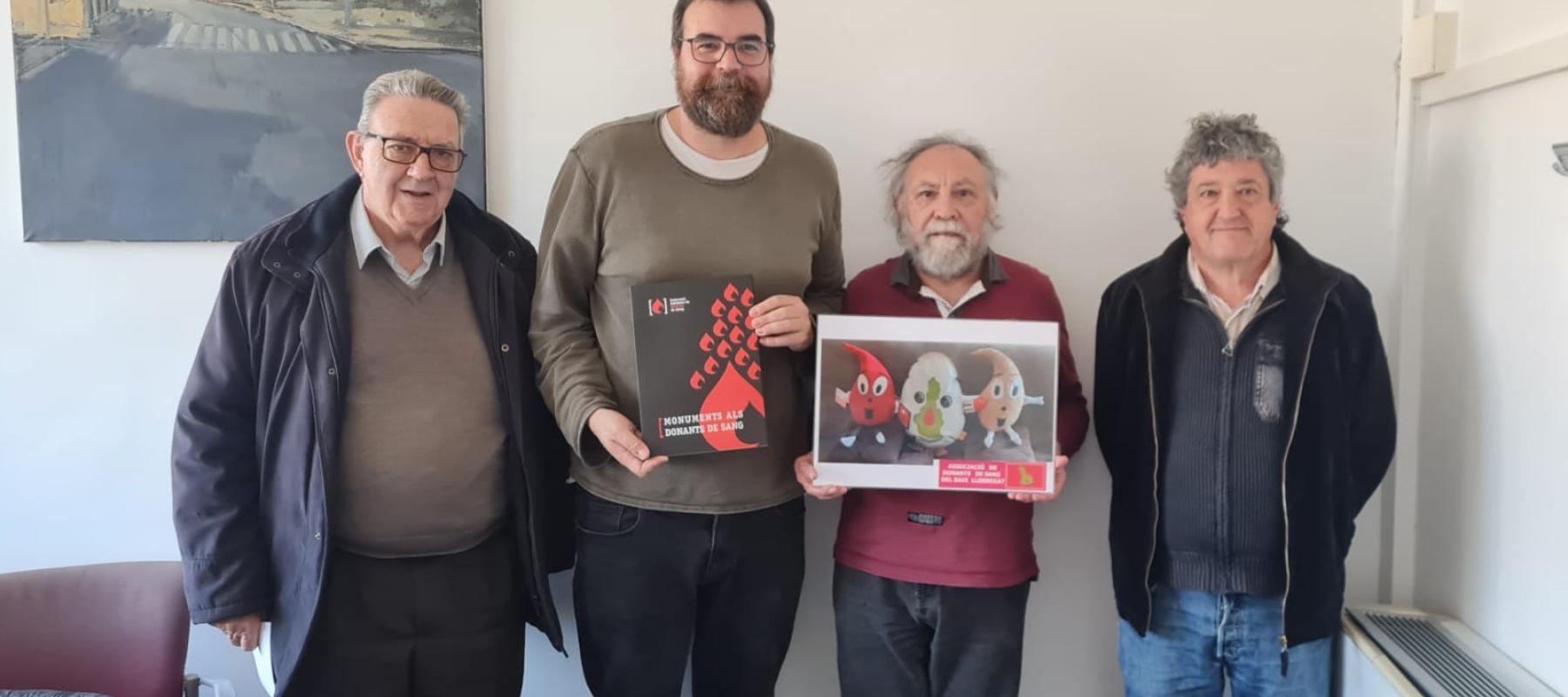 Membres de la Junta ADS Baix Llobregat i el regidor de Salut